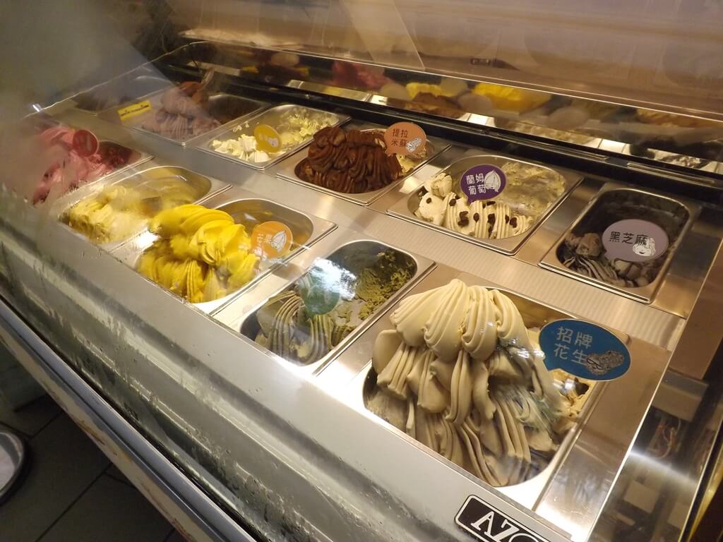 龍情魔幻豆子主題館的圖片：販賣部的冰淇淋
