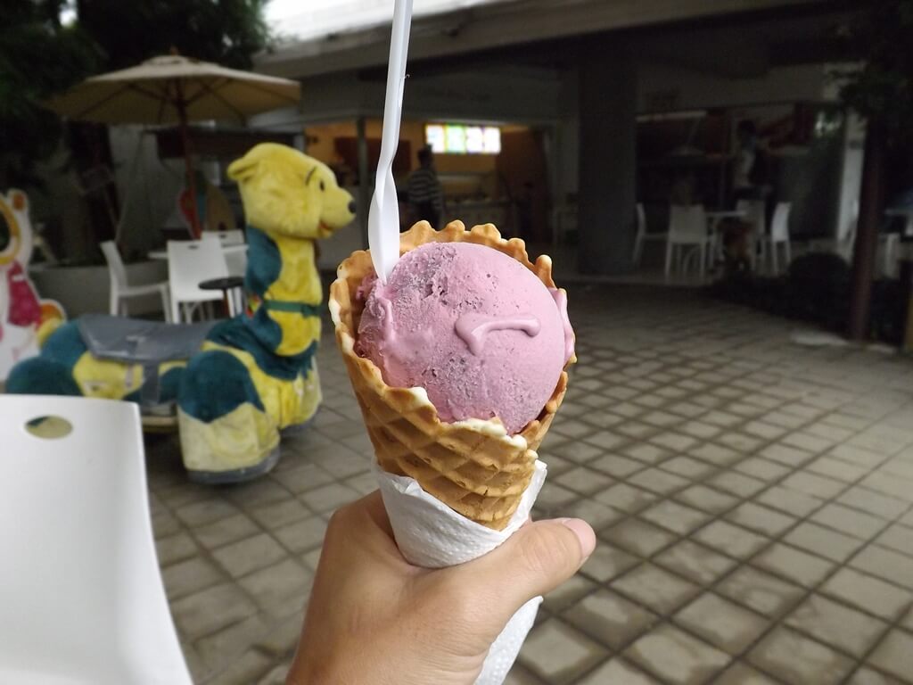 龍情魔幻豆子主題館的圖片：草莓口味的冰淇淋