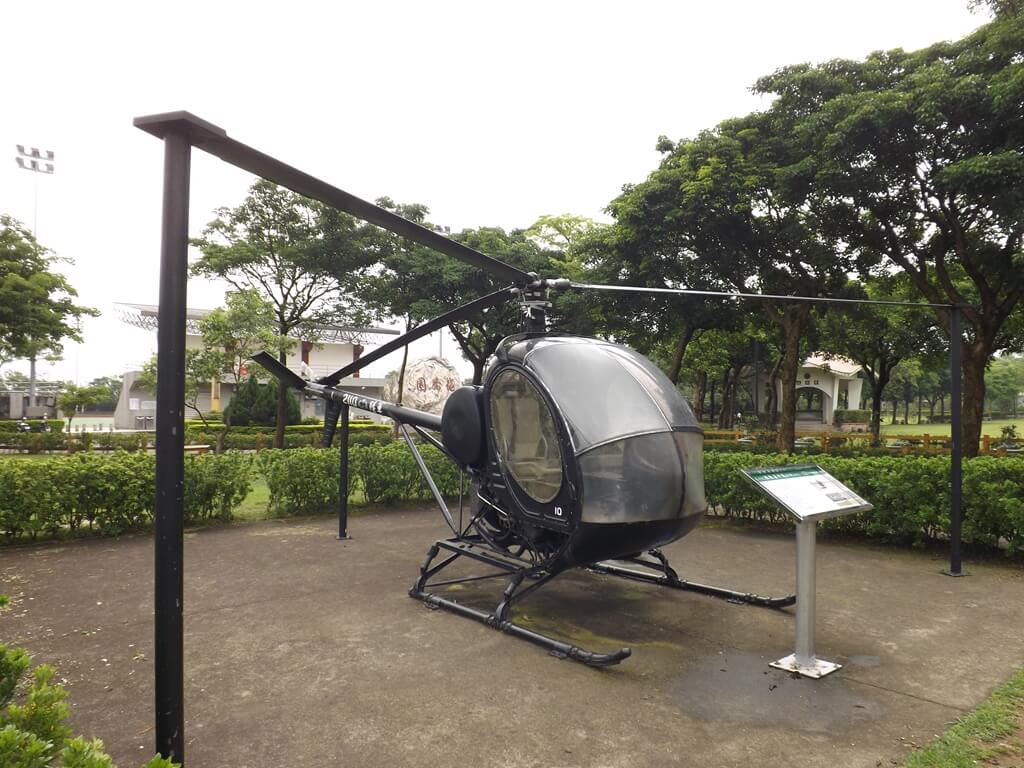 龍潭運動公園的圖片：TH-55C 教練直升機簡介