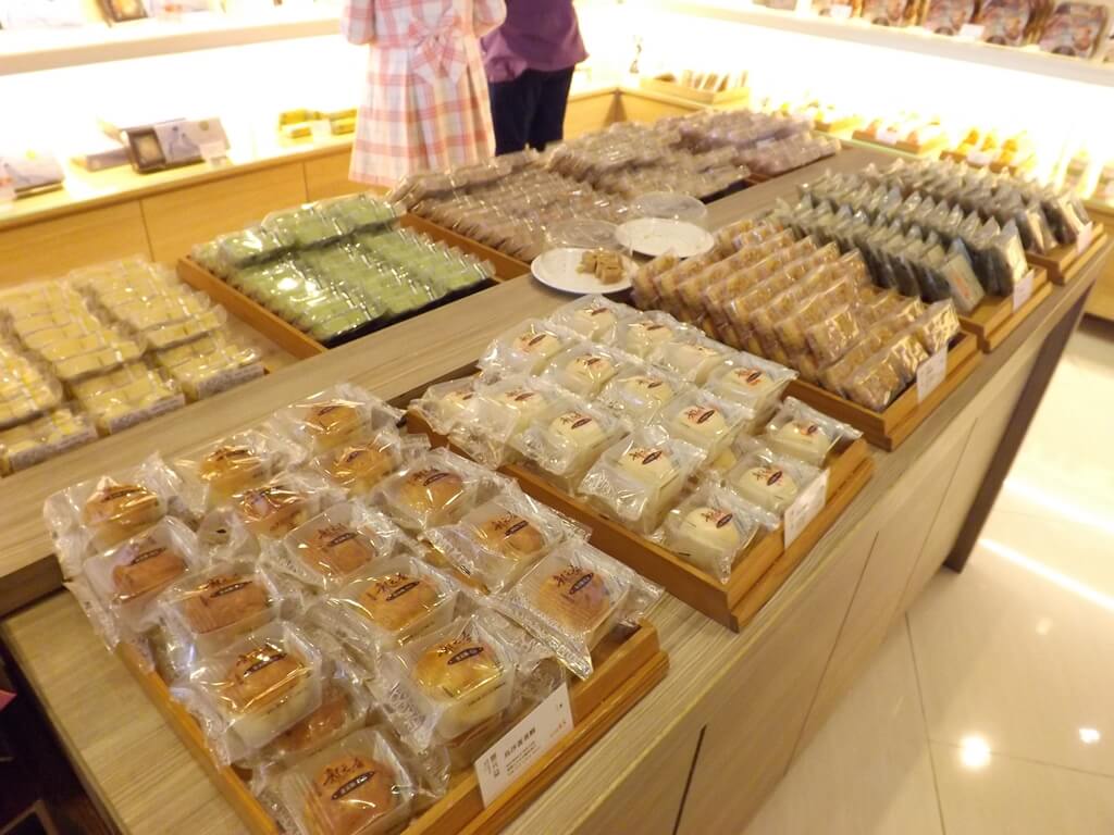 郭元益糕餅博物館桃園楊梅館的圖片：小月餅、豆沙餅、糕餅、綠豆椪販售