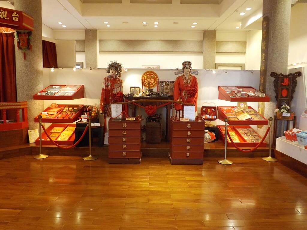 郭元益糕餅博物館桃園楊梅館的圖片：傳統結婚及六禮、十二禮擺設場景
