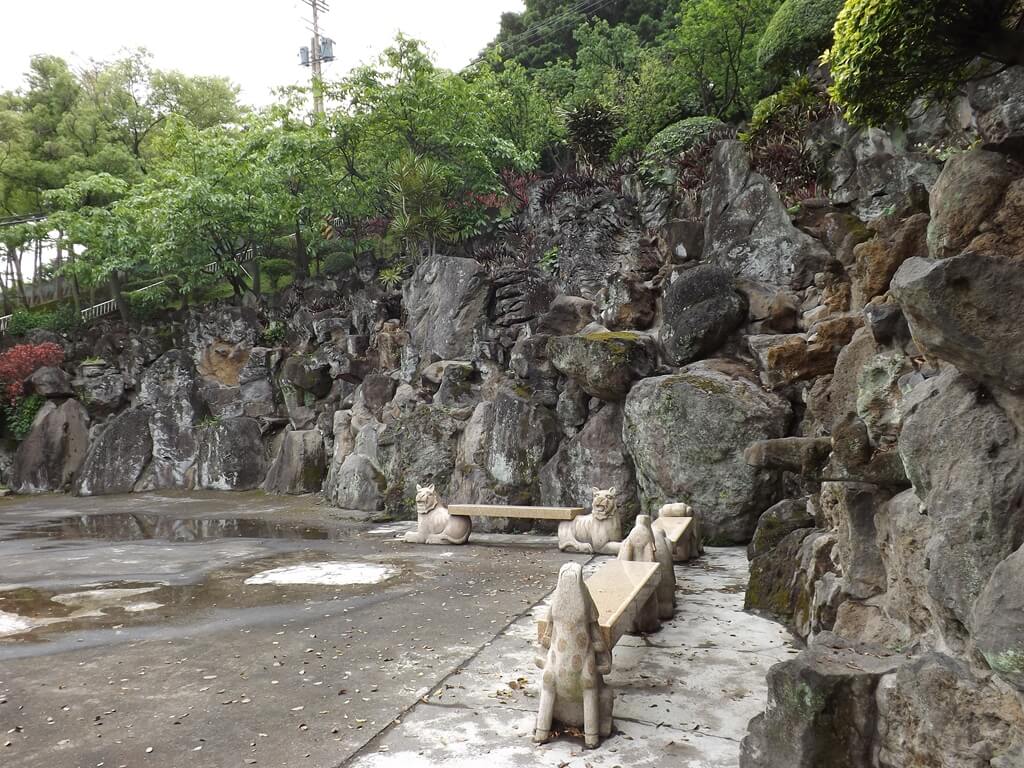 壽山巖觀音寺的圖片：石壁