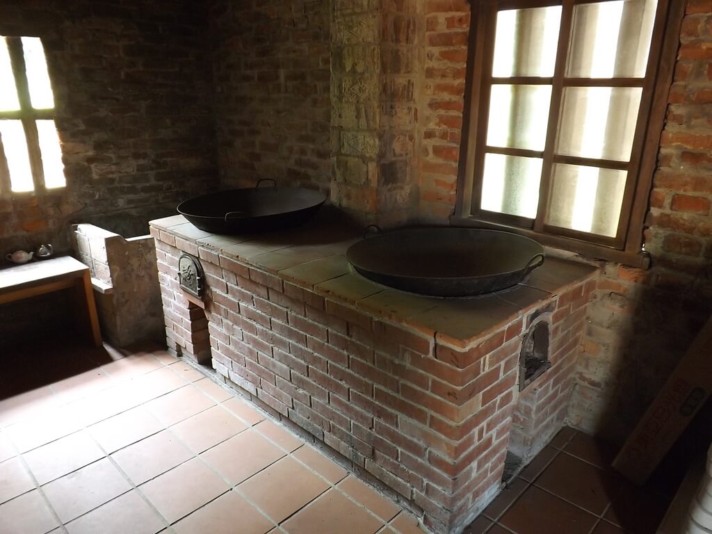 德馨堂的圖片：廚房的爐灶
