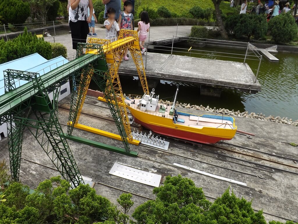 小人國主題樂園的圖片：港口會動的船舶模型