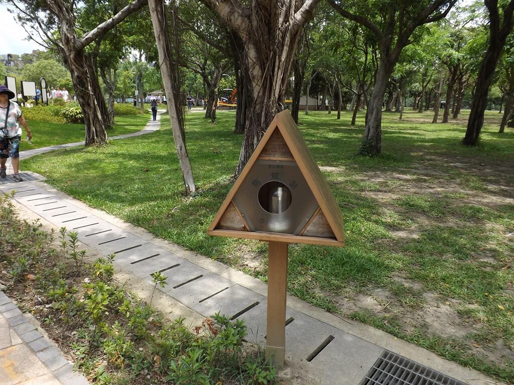 大安森林公園的圖片：防蚊站