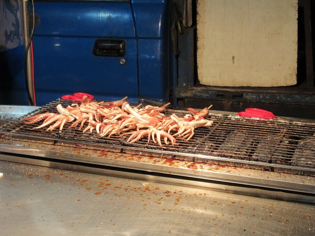 龍潭觀光夜市的圖片：烤魷魚