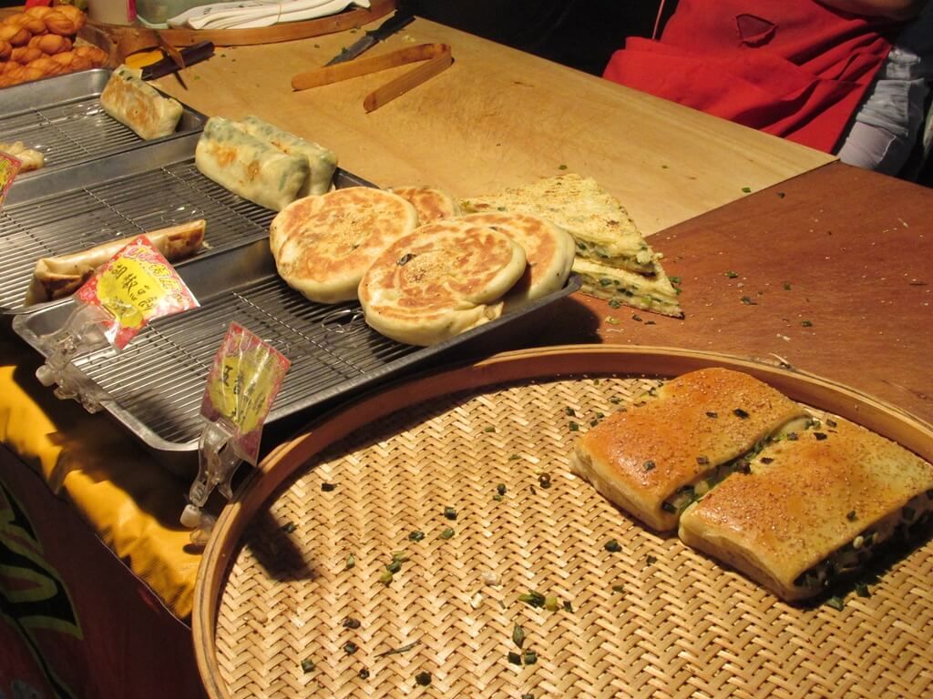 龍潭觀光夜市的圖片：胡椒蔥餅、五香蔥餅