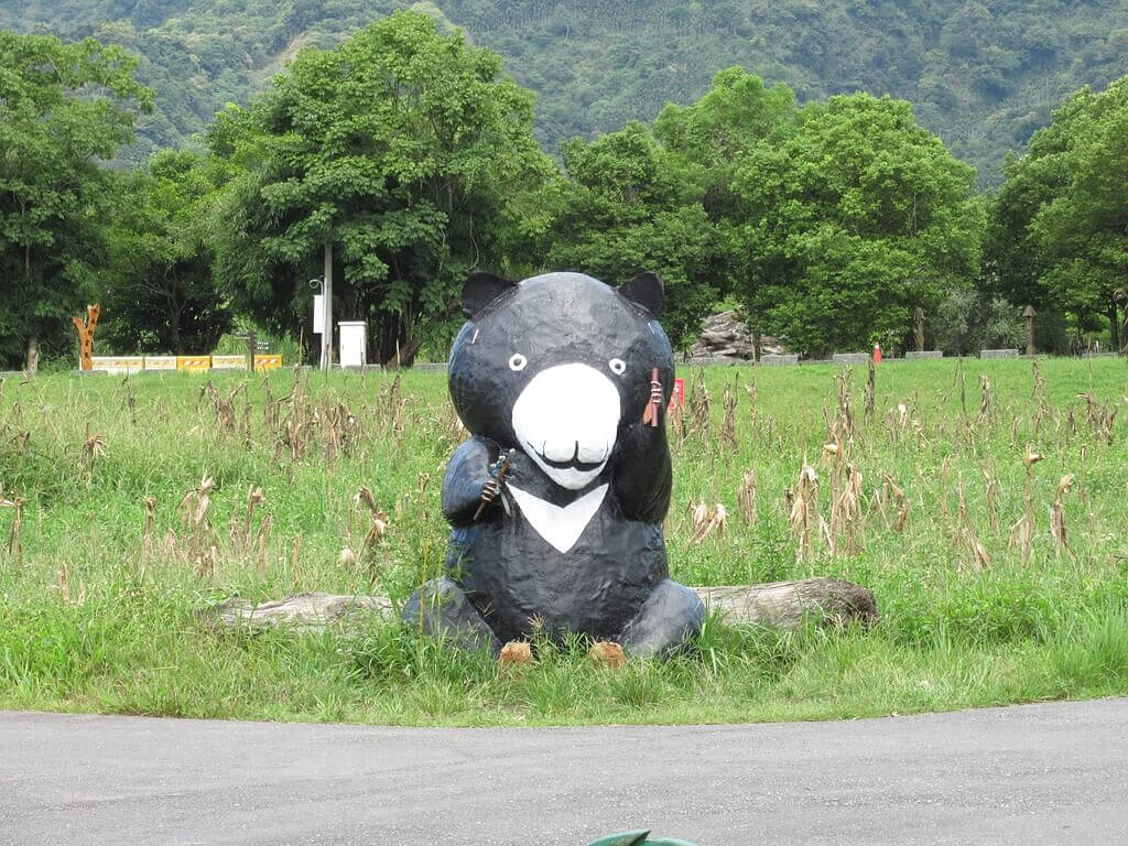 大農大富平地森林園區的圖片：台灣黑熊偶