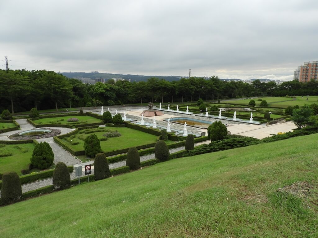 埔心牧場的圖片：歐式雕塑花園全景