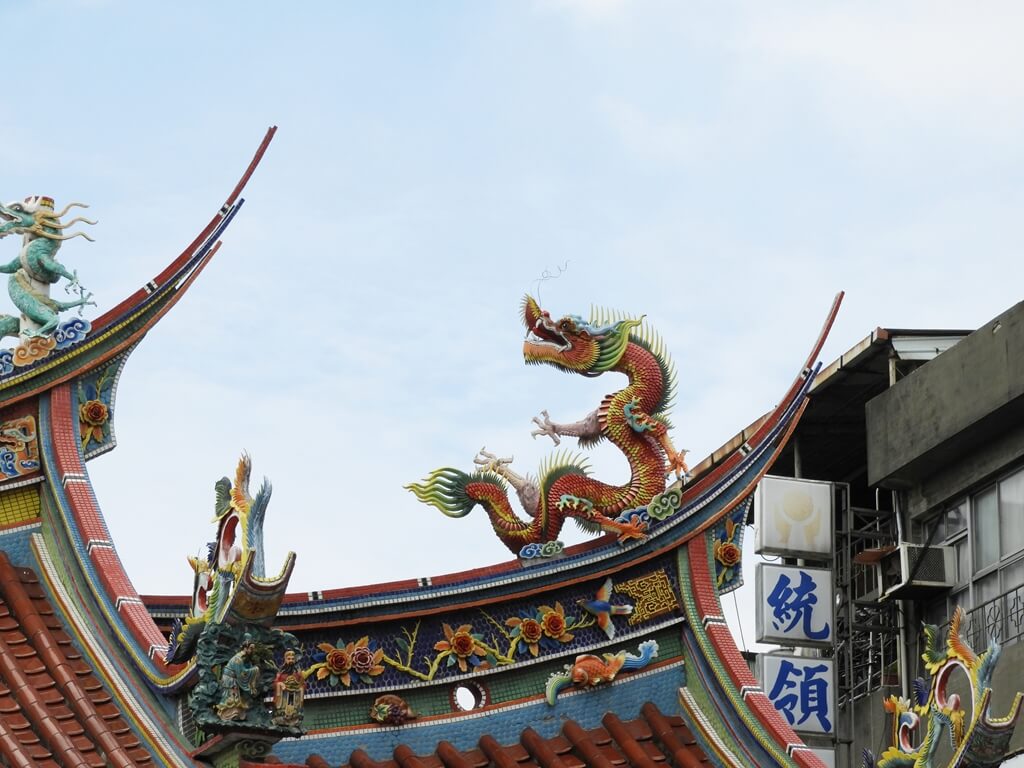 桃園文昌宮的圖片：屋頂上的龍（123655654）