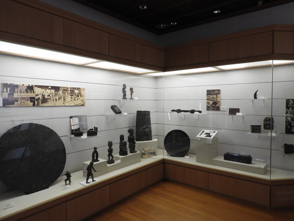 北投文物館的圖片：歷史器物展示櫥窗