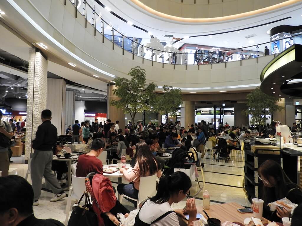 大江購物中心 MetroWalk的圖片：美食街用餐區（123656582）