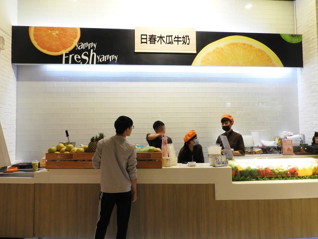 大江購物中心 MetroWalk的圖片：日春木瓜牛奶