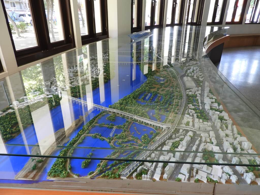 新北市濕地故事館的圖片：大漢溪濕地生態廊道模型圖一
