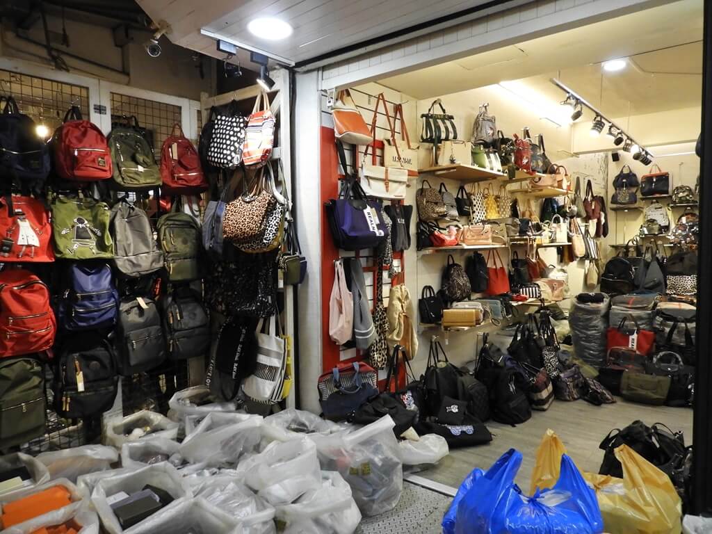 五分埔商圈的圖片：背包、服飾批發店（123656989）