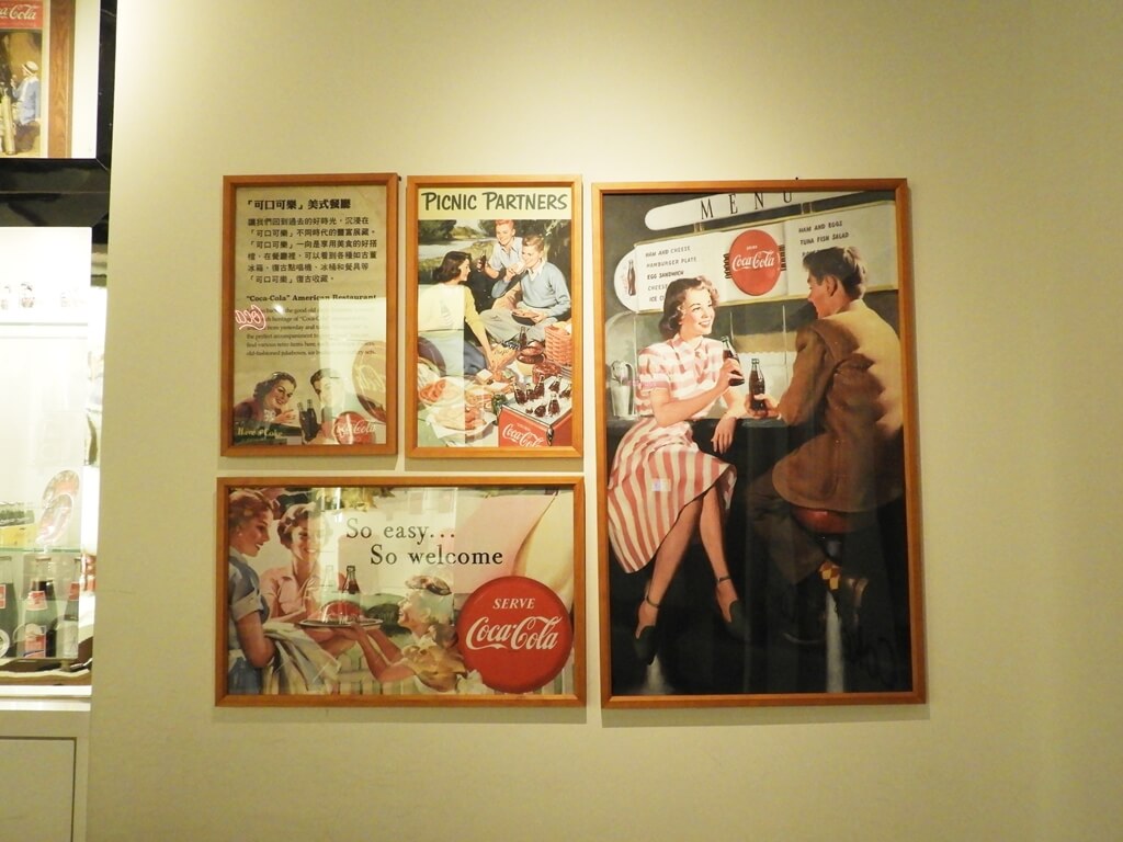 可口可樂世界（桃園可口可樂觀光工廠）的圖片：可口可樂美式餐廳掛畫