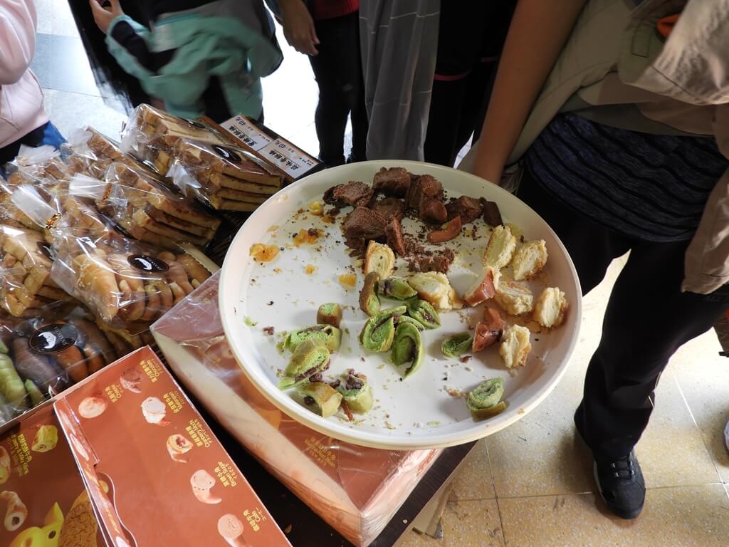 三峽老街（新北市）的圖片：提供遊客們試吃的金牛角
