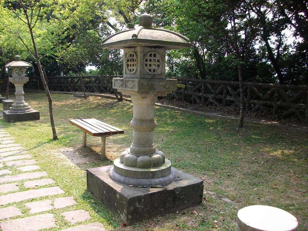 大溪中正公園的圖片：日式石燈籠（123657639）