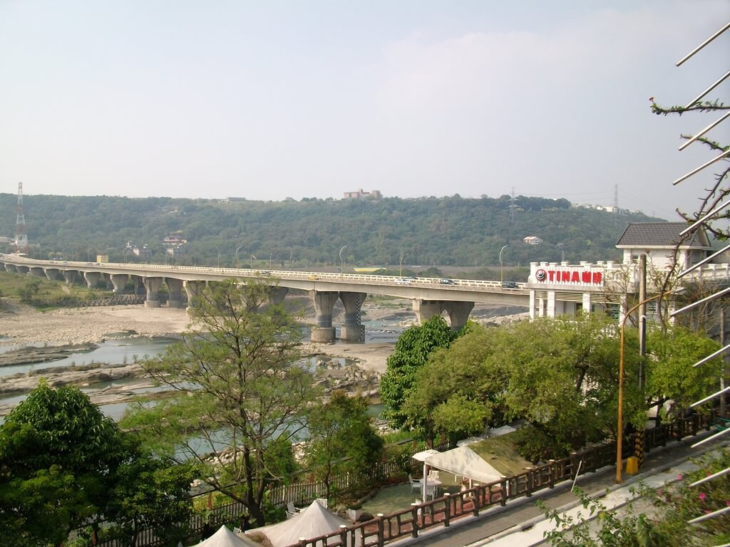 大溪橋的圖片：大漢溪、武嶺橋及 TINA廚房