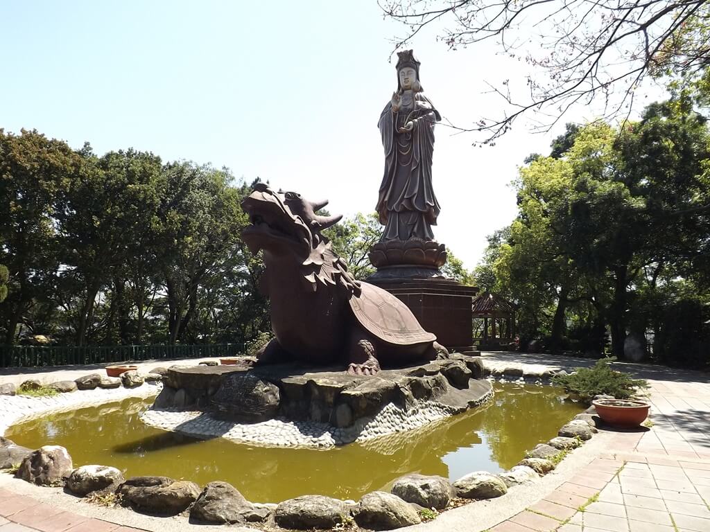 楊梅貴山客家文化公園的圖片：觀音像與龍龜像（123658079）