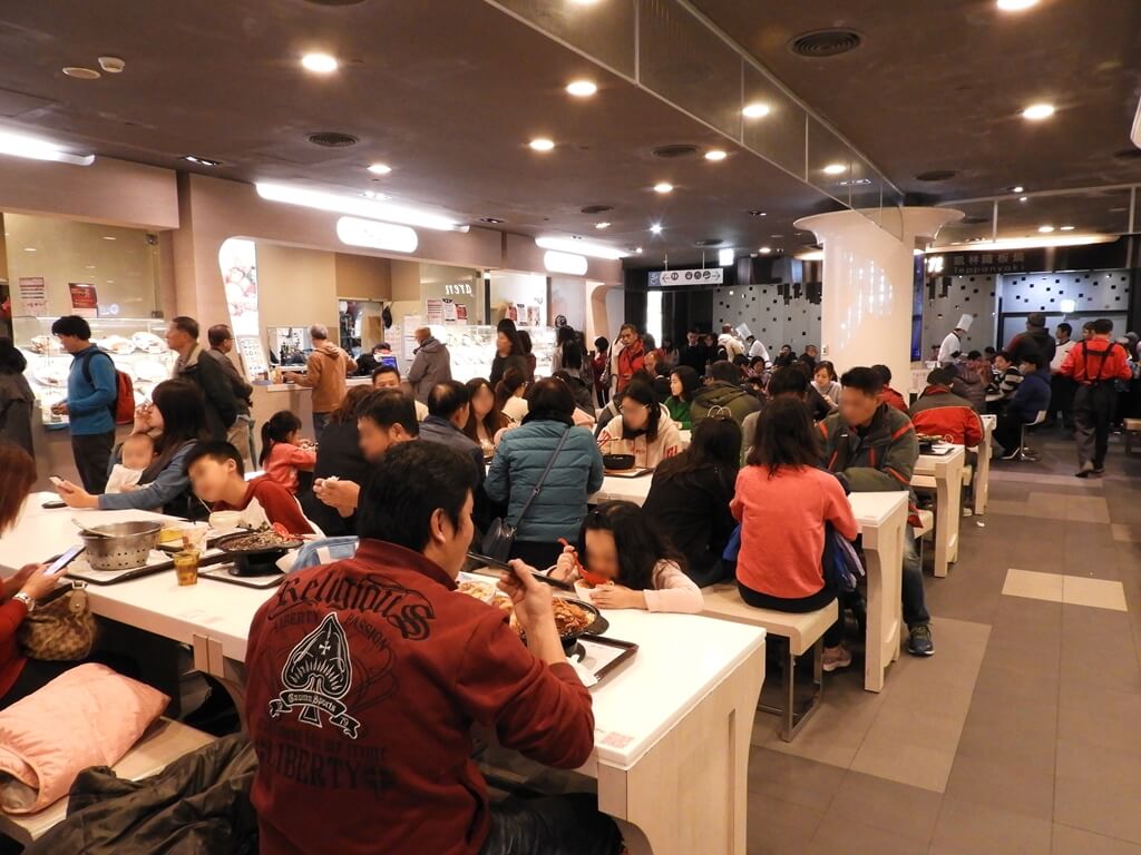 台茂購物中心的圖片：美食街用餐區（123658326）