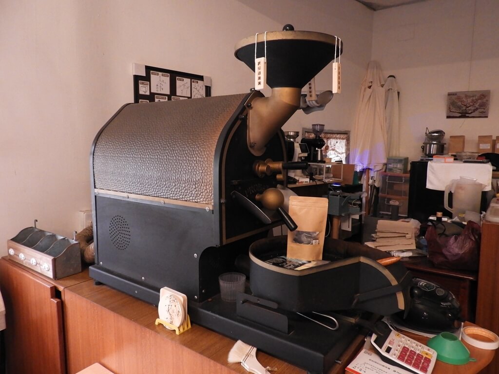 新瓦屋客家文化園區（保存區）的圖片：咖啡烘豆機