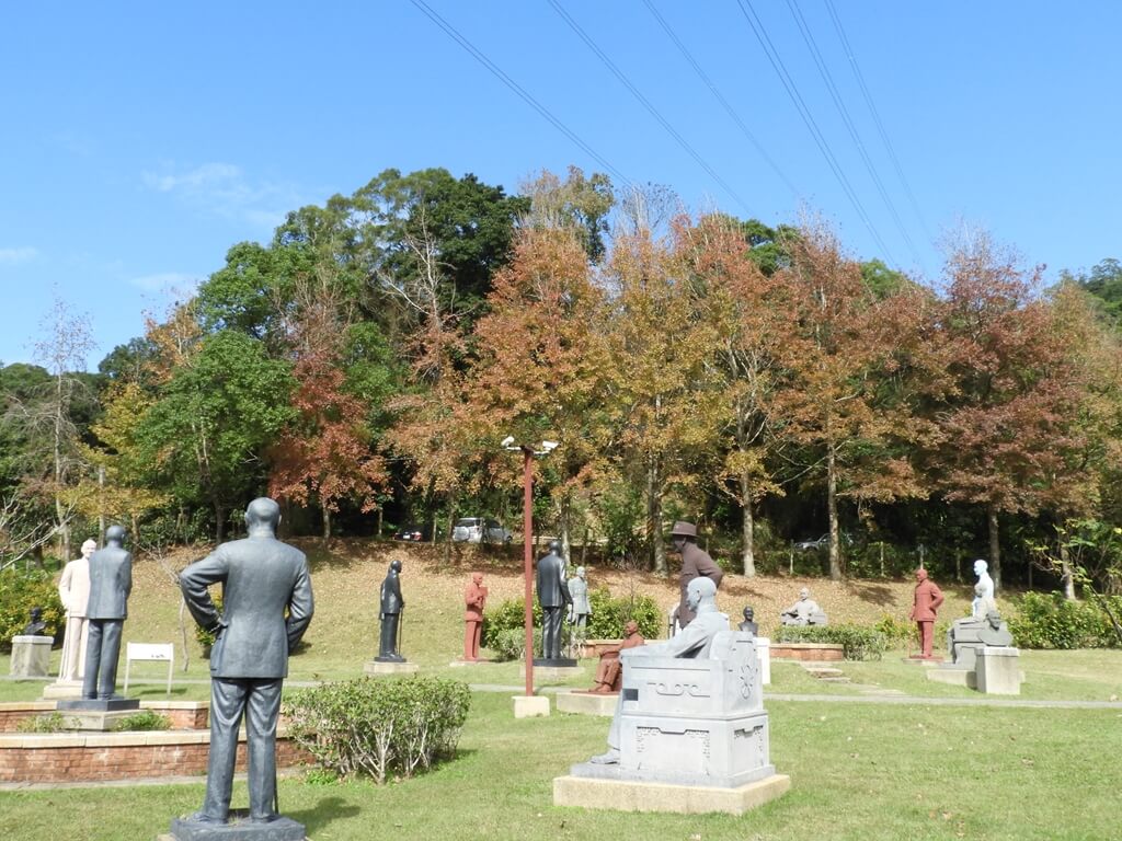 慈湖陵寢（前慈湖）的圖片：慈湖蔣公銅像公園（123658914）