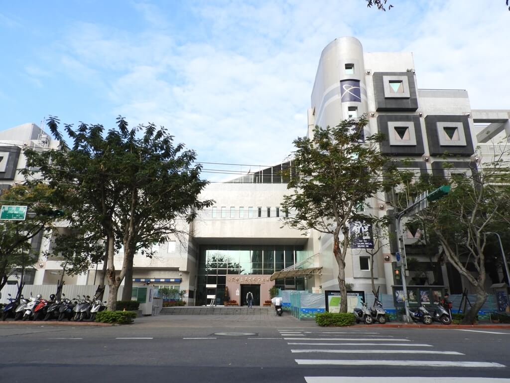 臺北市立天文科學教育館的圖片：天文館建築外觀