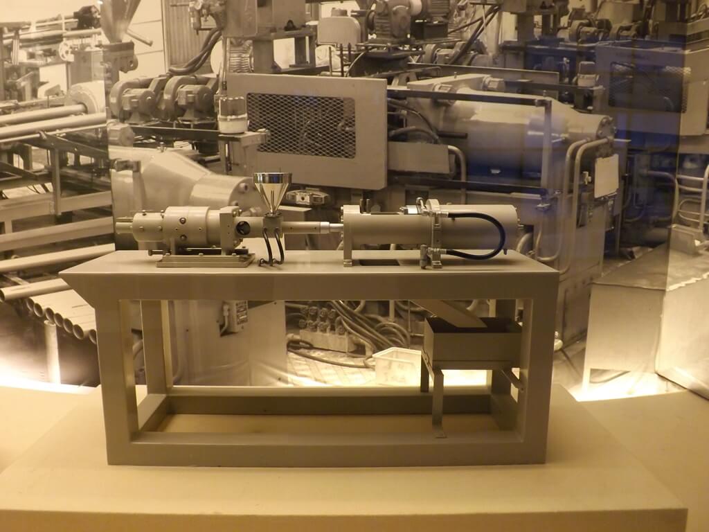 台塑企業文物館的圖片：塑膠押出機（123660013）