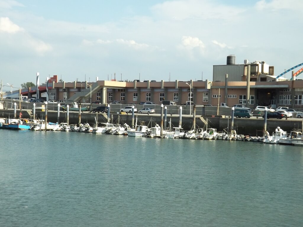 永安漁港的圖片：海港邊的遊艇碼頭（123660339）