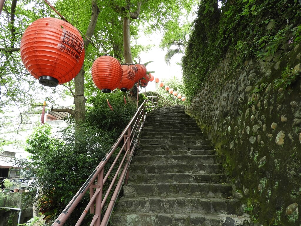 淡水老街的圖片：通往紅樓的階梯（123660928）