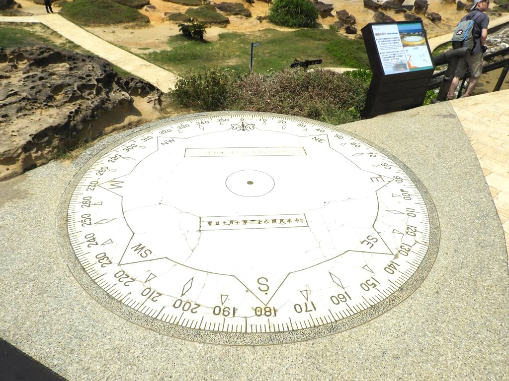野柳地質公園的圖片：地上的圓形測速台