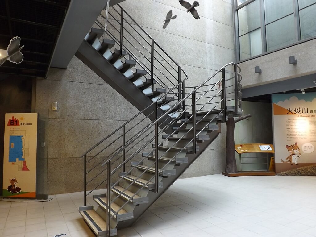 火炎山生態教育館的圖片：室內樓梯