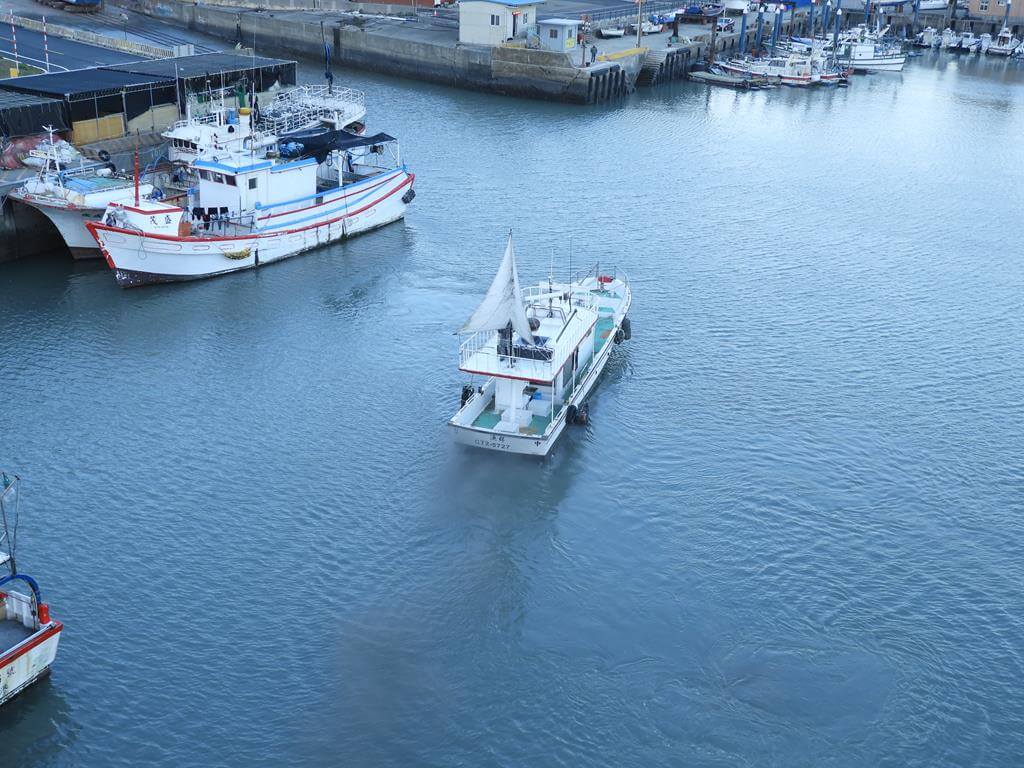 永安漁港的圖片：第76張照片 - 柴油黑煙超多的漁船