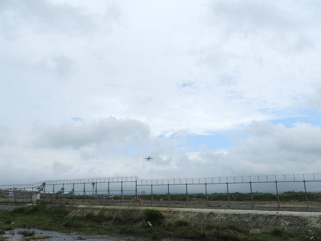 桃園國際機場跑道頭觀賞點（看飛機）的圖片：第12張照片