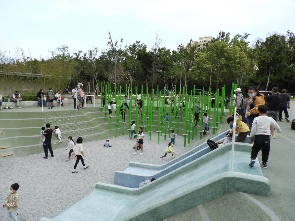 興隆公園自然森林遊戲場（竹北公24）的圖片：第9張照片