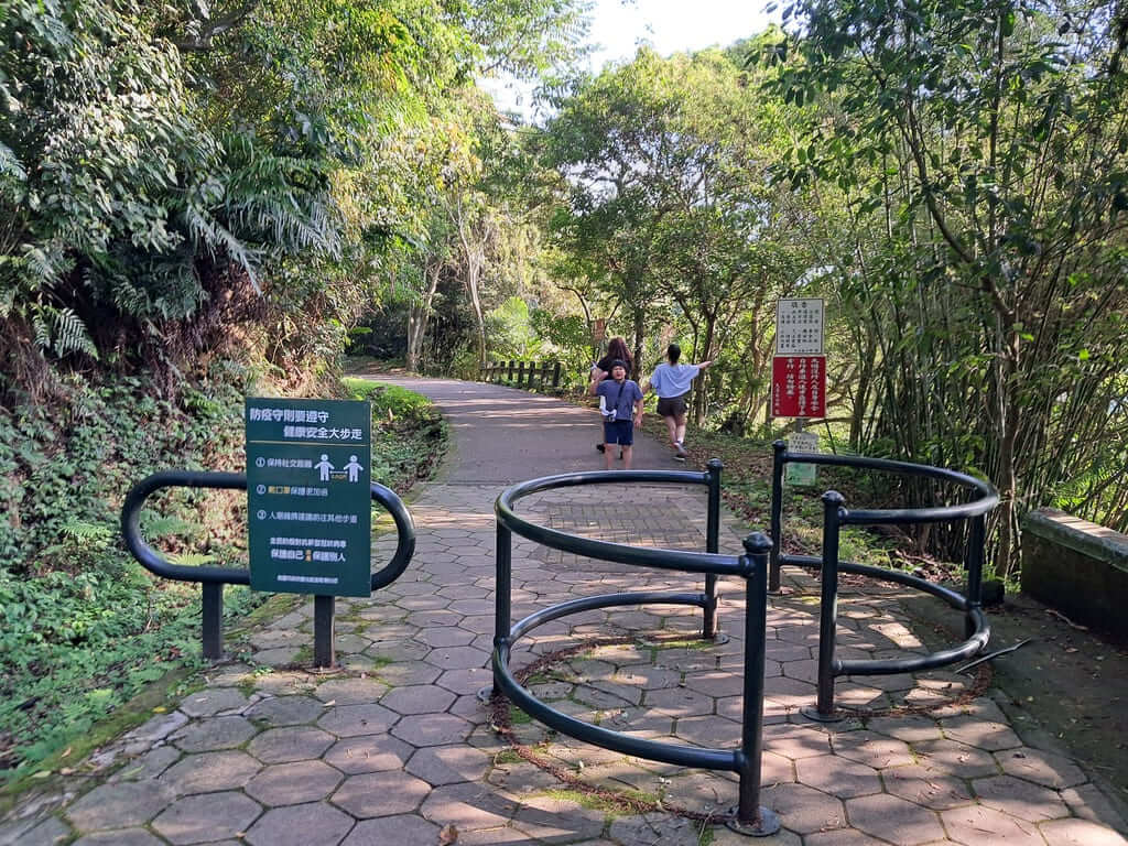 百吉林蔭步道的圖片：第14張照片